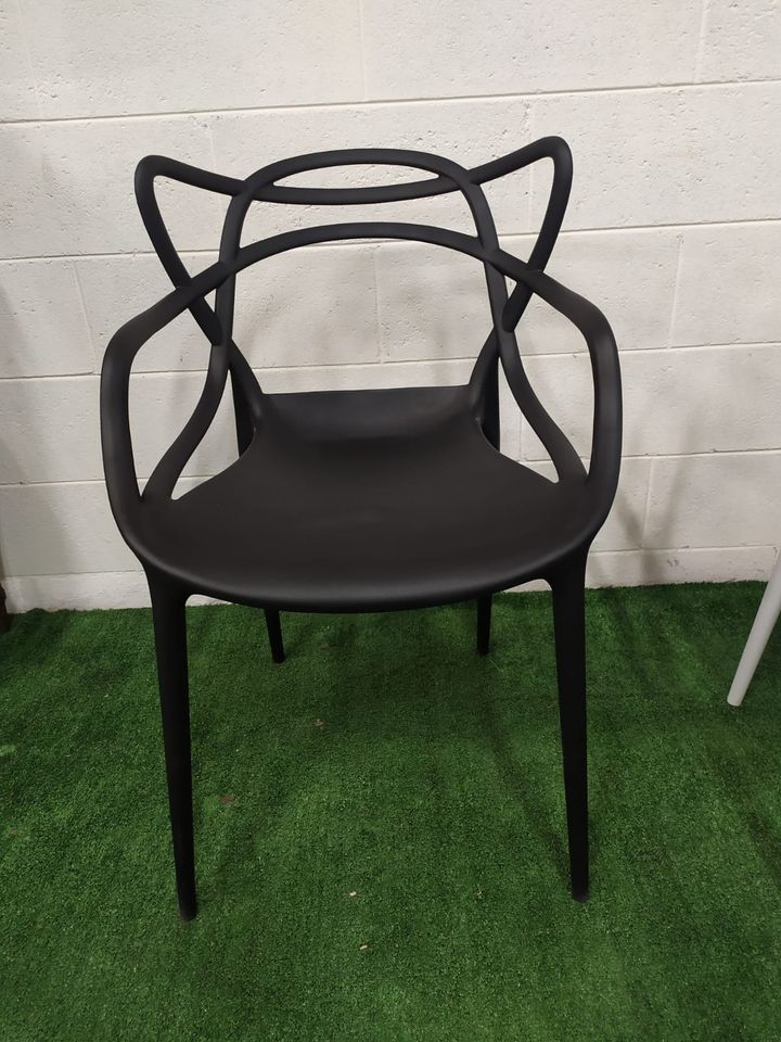 itaka nera